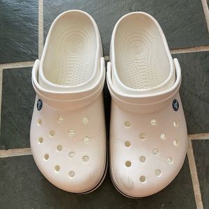 Crocs Unisex-Adult Crocband Clog in White